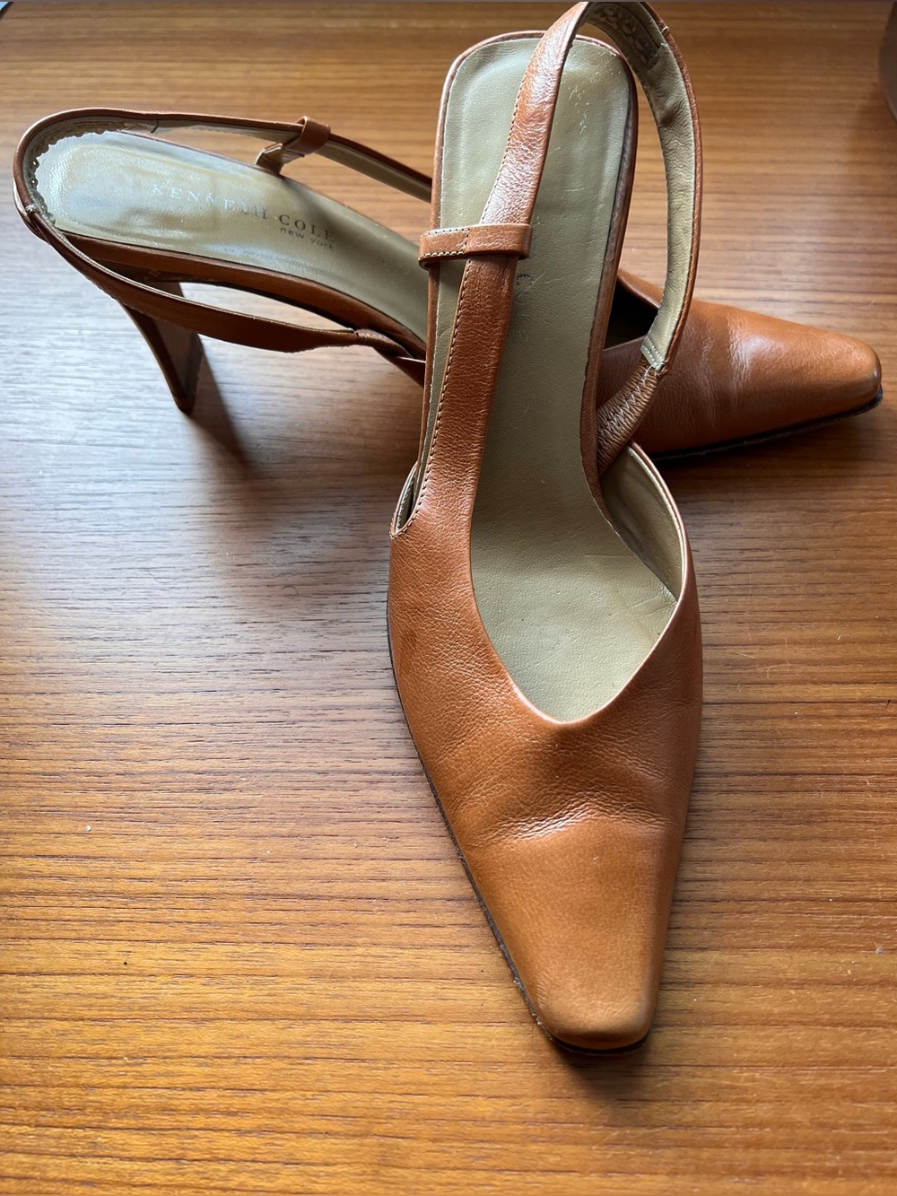 Kenneth Cole Cognac Genuine Leather Pointed Slingback Heels 7.5M